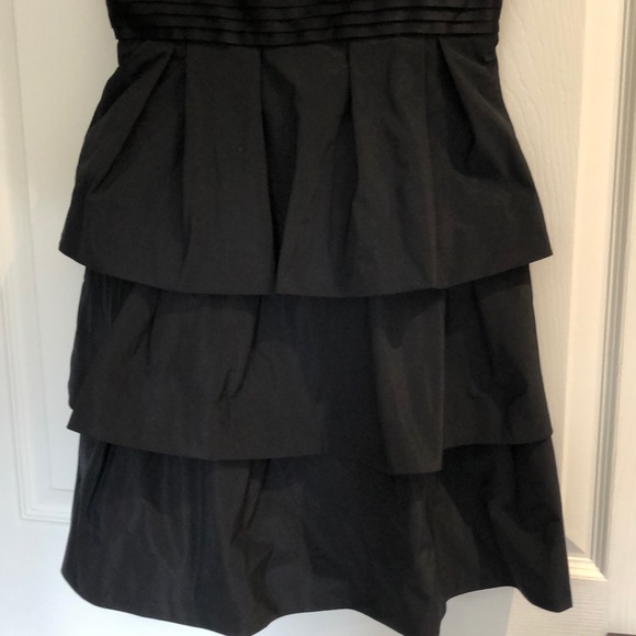 BCBG party dress 👗 😍 - Picture 3 of 7